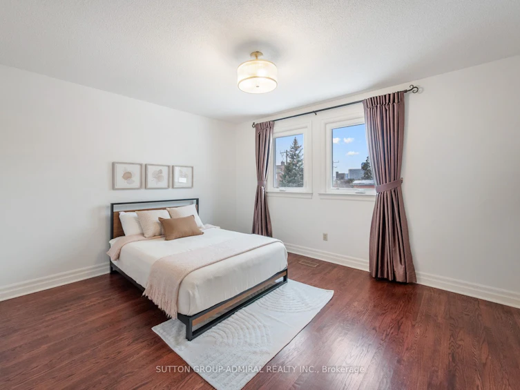 3 Larksong Court, Toronto, ON, M4A 2T5 - 27