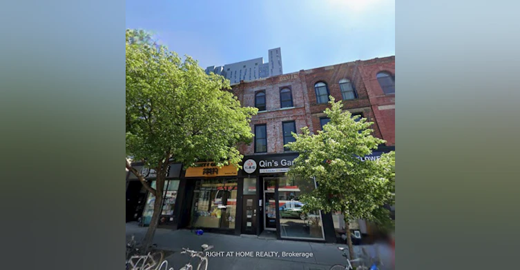 2-437 Spadina Avenue, Toronto, ON, M5T 2G6