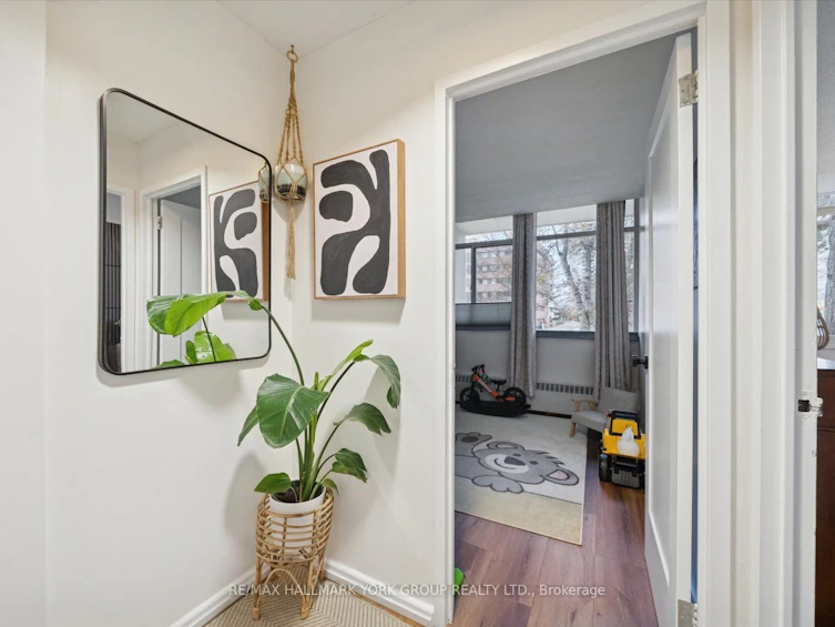 103-715 Don Mills Road, Toronto, ON, M3C 1S4 - 22