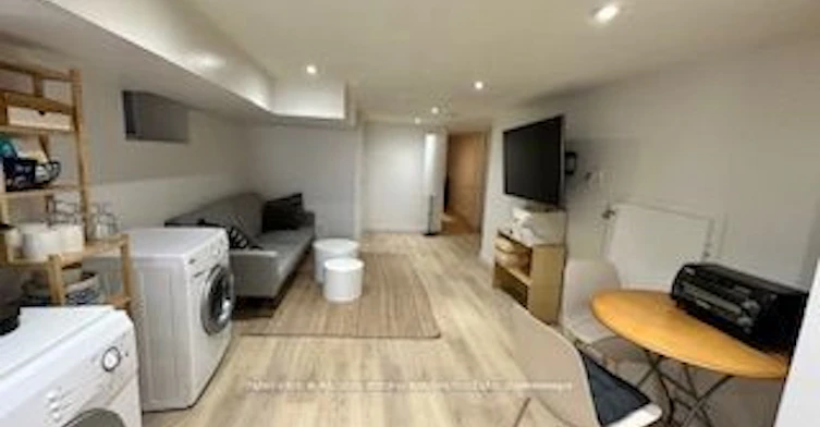 Lower-115 Northcliffe Boulevard, Toronto, ON, M6E 3K5 - 2
