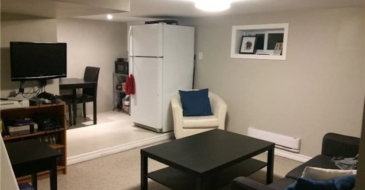 Lower-3 Lanark Avenue, Toronto, ON, M6C 2B2 - 2