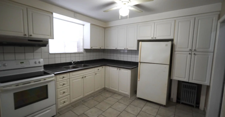 324 Lauder Avenue, Toronto, ON, M6E 3H6 - 2