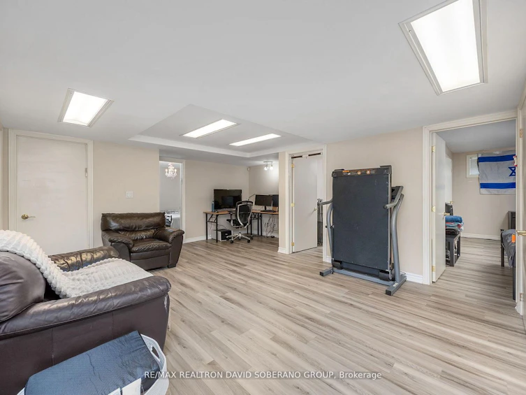 89 Allingham Gardens N/A, Toronto, ON, M3H 1X9 - 26