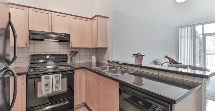 107-3830 Bathurst Street, Toronto, ON, M3H 6C5 - 3
