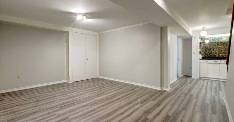 Lower-14 Angus Drive, Toronto, ON, M2J 2X1 - 19