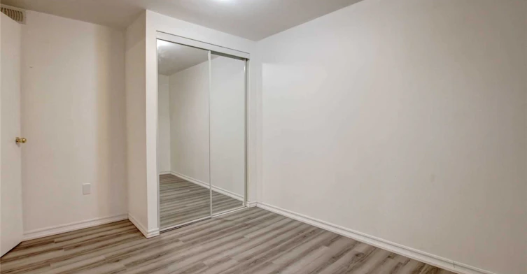 Lower-14 Angus Drive, Toronto, ON, M2J 2X1 - 22