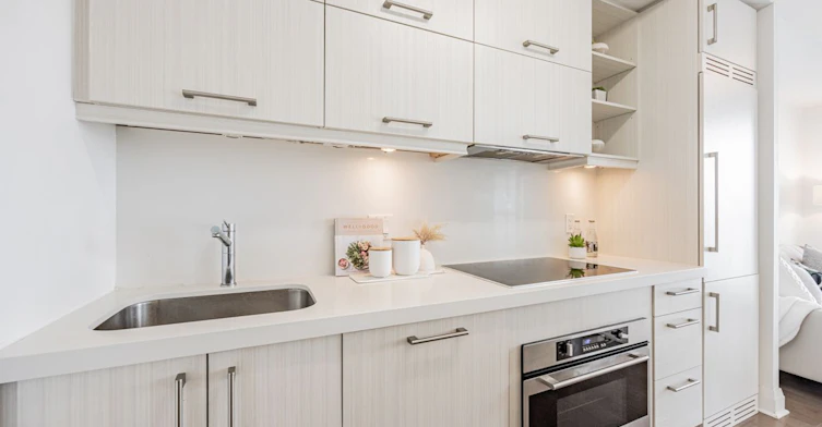 3308-65 St Mary Street, Toronto, ON, M5S 0A6 - 5