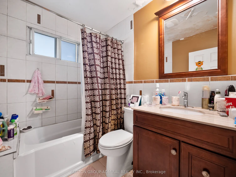 45 Northwood Drive, Toronto, ON, M2M 2J9 - 14