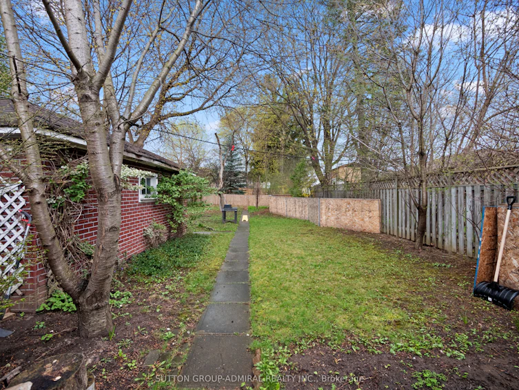 45 Northwood Drive, Toronto, ON, M2M 2J9 - 21