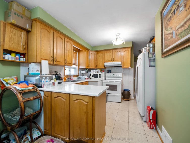 45 Northwood Drive, Toronto, ON, M2M 2J9 - 9