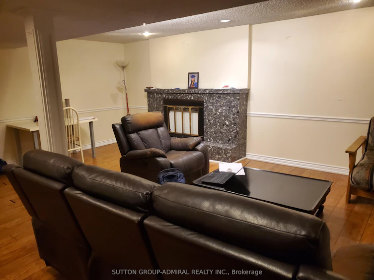 45 Northwood Drive, Toronto, ON, M2M 2J9 - 25