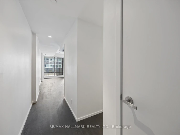 904-5 St Joseph Street, Toronto, ON, M4Y 0B6 - 5