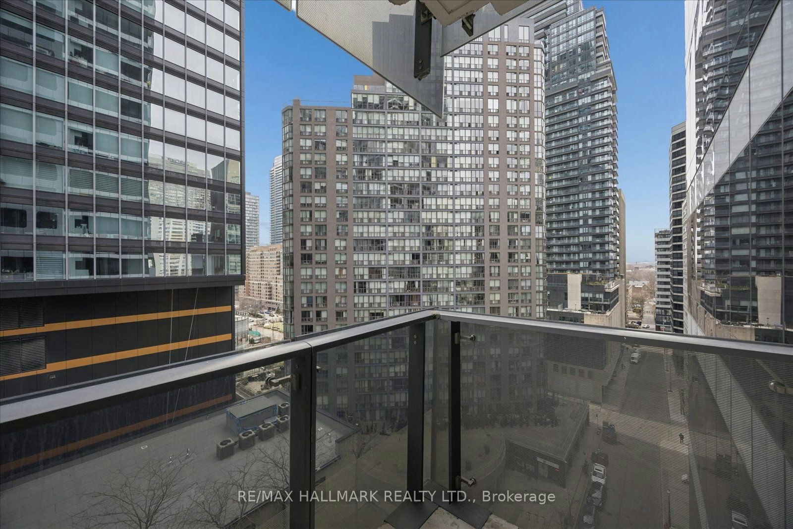 904-5 St Joseph Street, Toronto, ON, M4Y 0B6 - 23