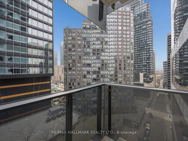 904-5 St Joseph Street, Toronto, ON, M4Y 0B6 - 23