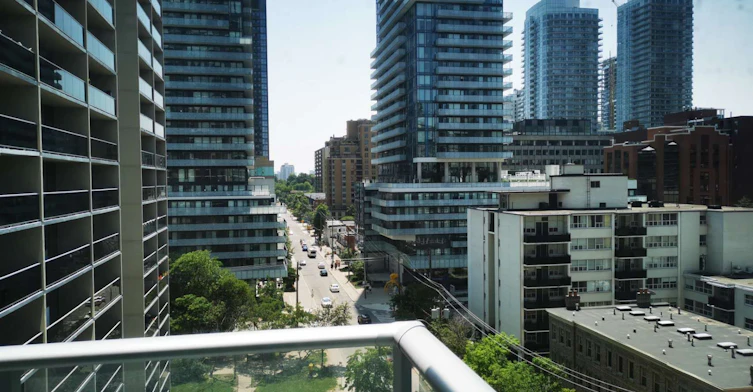 810-195 Redpath Avenue, Toronto, ON, M4P 0E4 - 4