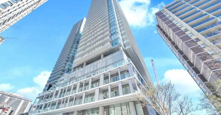 810-195 Redpath Avenue, Toronto, ON, M4P 0E4