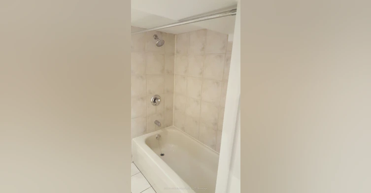 Unit Lower 1-27 Hillsboro Avenue, Toronto, ON, M5R 1S6