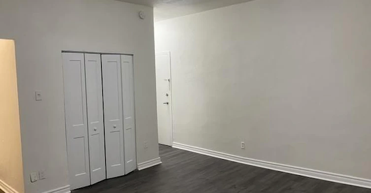 B2-1582 Bathurst Street, Toronto, ON, M5P 3H3 - 3