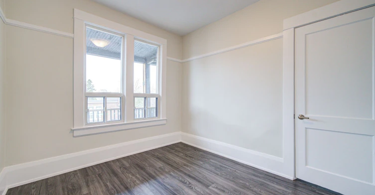 4-1074 St Clair Avenue W, Toronto, ON, M6E 3H3 - 25