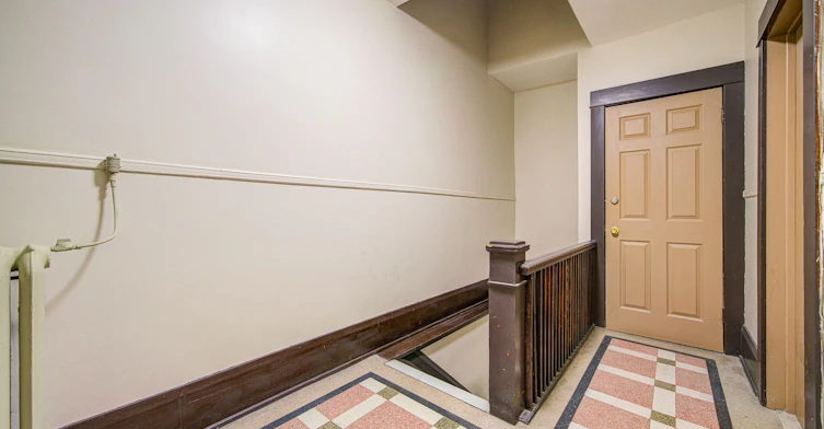 4-1074 St Clair Avenue W, Toronto, ON, M6E 3H3 - 6