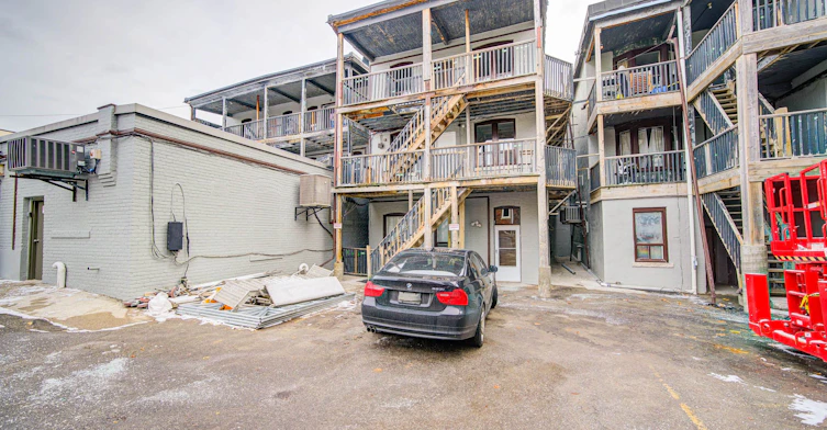 4-1074 St Clair Avenue W, Toronto, ON, M6E 3H3 - 38