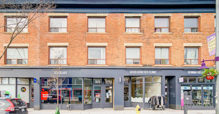 4-1074 St Clair Avenue W, Toronto, ON, M6E 3H3