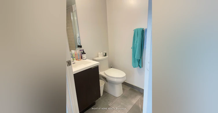 2104-203 College Street, Toronto, ON, M5T 1P9 - 9