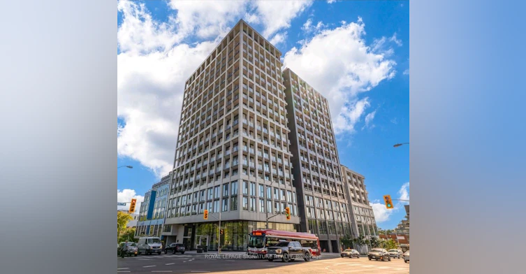 210-2020 Bathurst Street, Toronto, ON, M5P 0A6