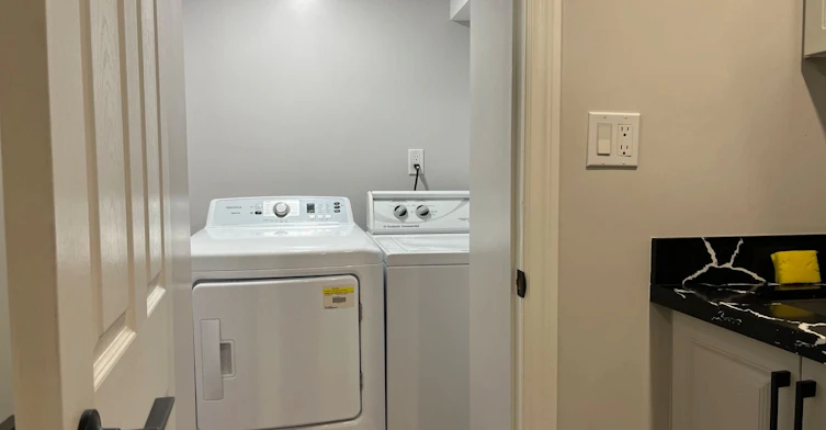 293 Dunforest Avenue, Toronto, ON, M2N 4K1 - 12