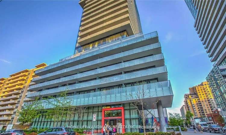 1209-185 Roehampton Avenue