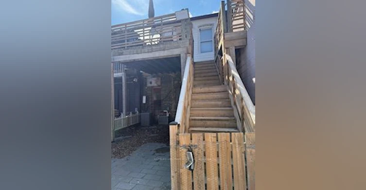 2nd Fl-2615 Yonge Street, Toronto, ON, M4P 2J1
