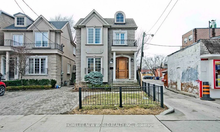 7 Roslin Avenue