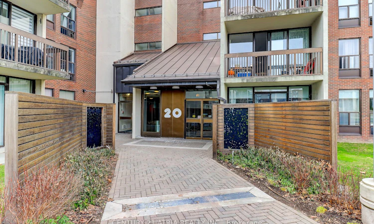 513-20 Fashion Roseway N/A