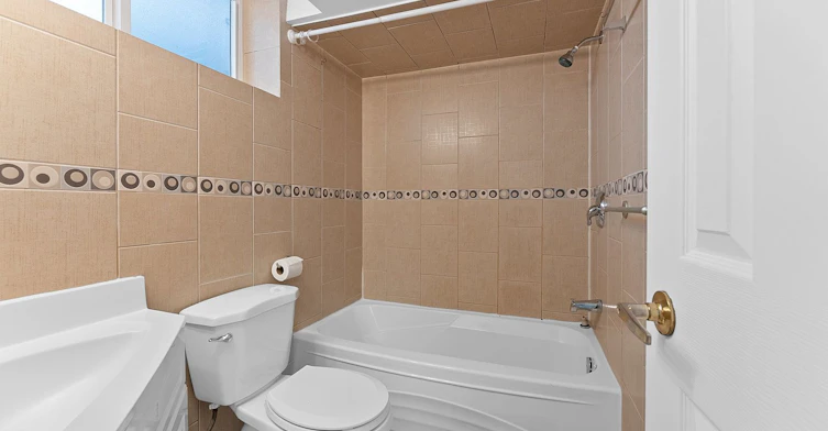 LOWER-502 Westmount Avenue, Toronto, ON, M6E 3N5 - 23