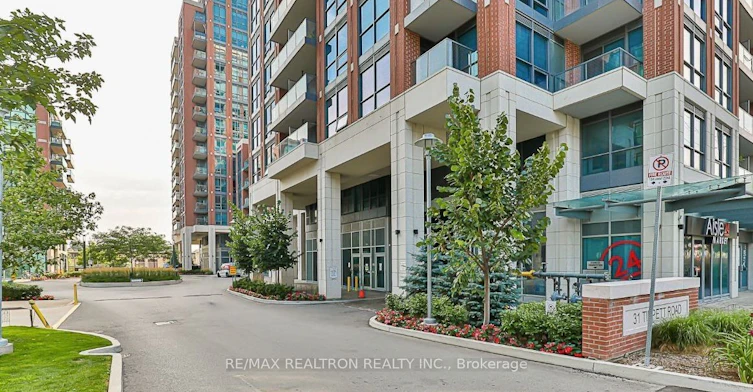 636-31 Tippett Road, Toronto, ON, M3H 0C8 - 2
