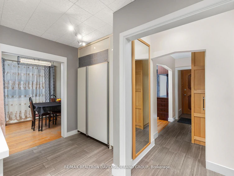 256 Codsell Avenue, Toronto, ON, M3H 3X1 - 12