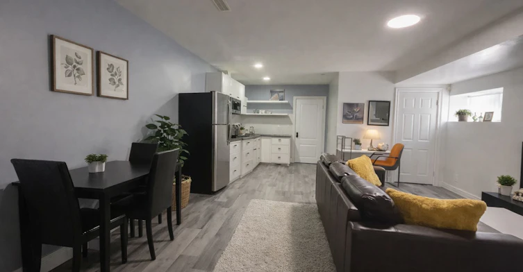 214 Clanton Park Road, Toronto, ON, M3H 2G1
