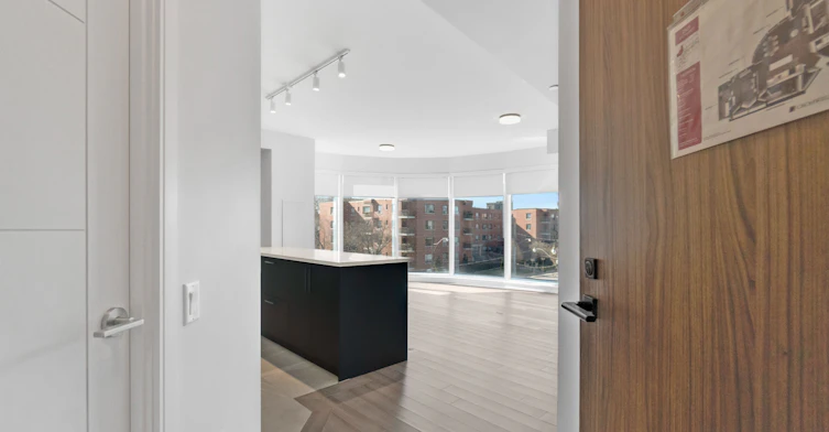 407-2525 Bathurst Street, Toronto, ON, M6B 2Y9 - 10