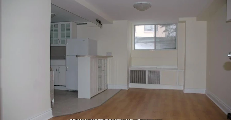 Bsmt-237 Vaughan Road, Toronto, ON, M6C 2M8 - 9