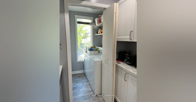 Unit 2-210 Mccaul Street, Toronto, ON, M5T 1W5 - 8