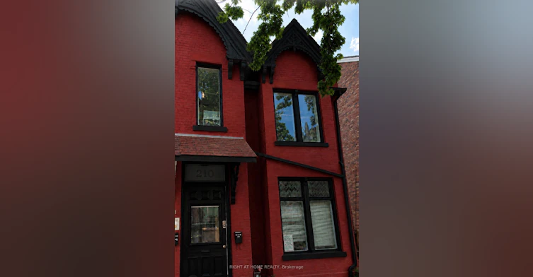Unit 2-210 Mccaul Street, Toronto, ON, M5T 1W5