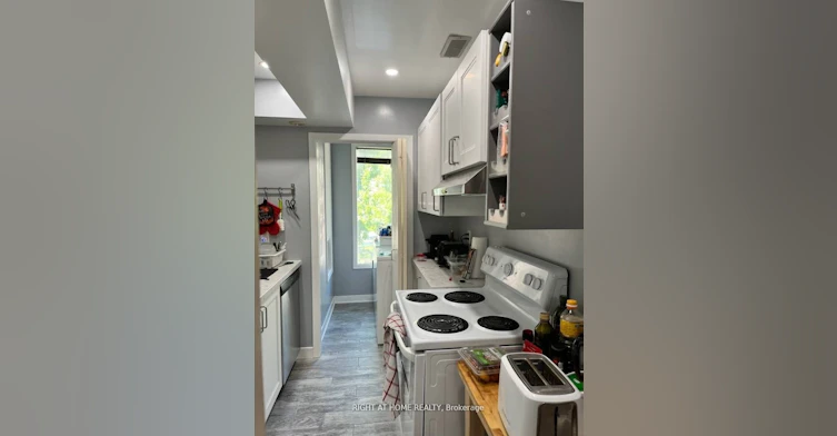 Unit 2-210 Mccaul Street, Toronto, ON, M5T 1W5 - 7