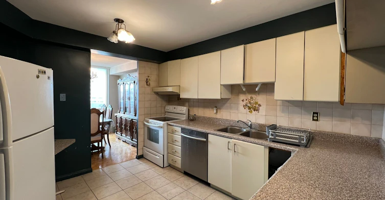 704-150 Neptune Drive, Toronto, ON, M6A 2Y9 - 14