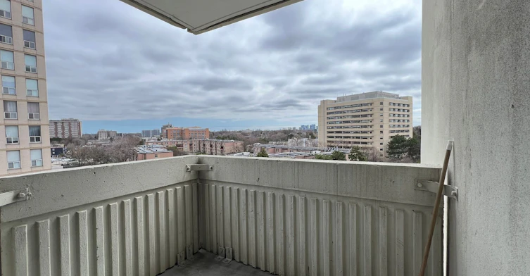 704-150 Neptune Drive, Toronto, ON, M6A 2Y9 - 12