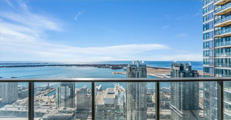 5709-1 Concord Cityplace Way, Toronto, ON, M5V 0X3 - 21