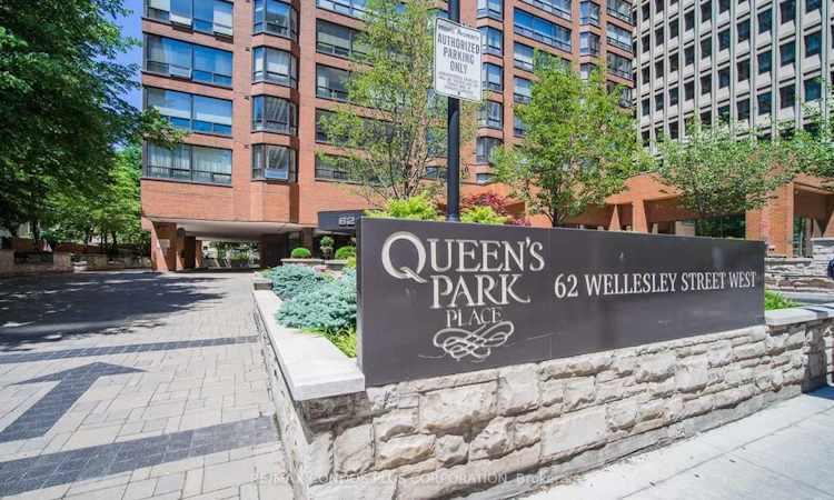 803-62 Wellesley Street W