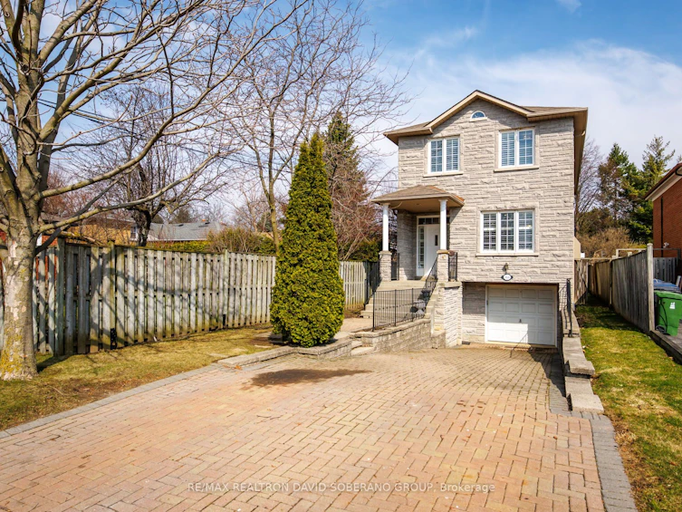 168 Clanton Park Road, Toronto, ON, M3H 2E7 - 2