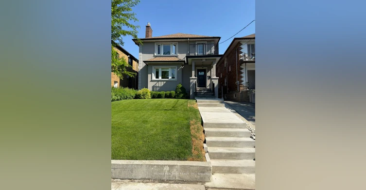 4-32 College View Avenue, Toronto, ON, M5P 1J4 - 8