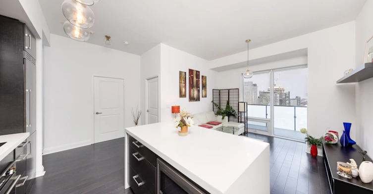 4509-1080 Bay Street, Toronto, ON, M5S 0A5 - 5