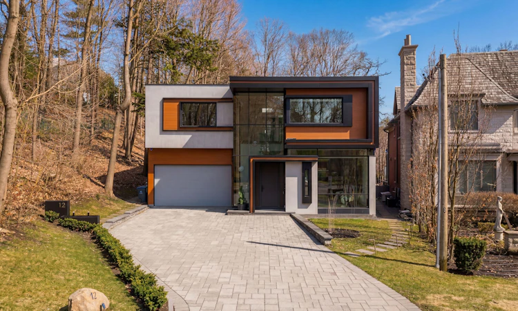 12 Winton Road